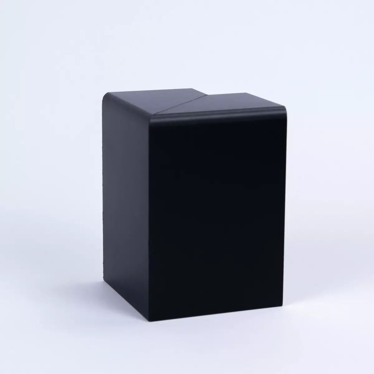 Outside corner for heating pipe cladding 120 mm black