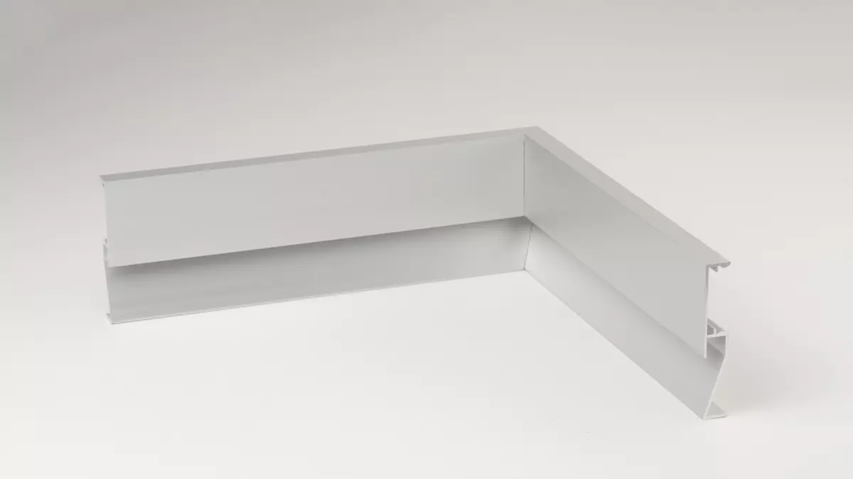 Innenecke 358 für LED-Sockelleiste 13 x 80mm