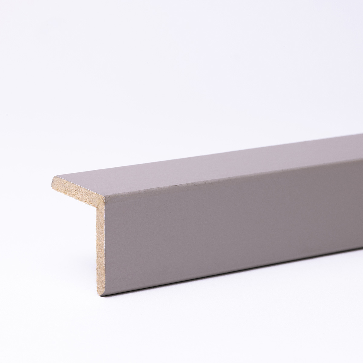 Knickleiste/Abschlusswinkel auf MDF-Träger Sandgrau