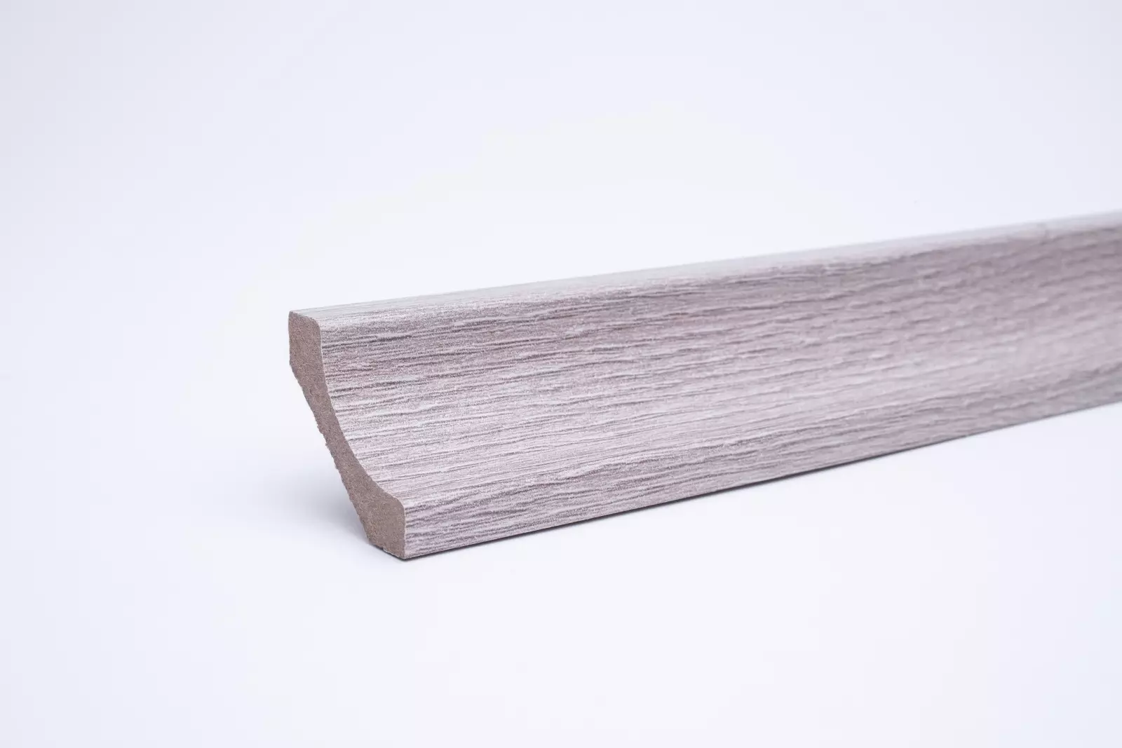 Hohlkehlleiste auf MDF-Träger in Holzoptik Eiche Weiß