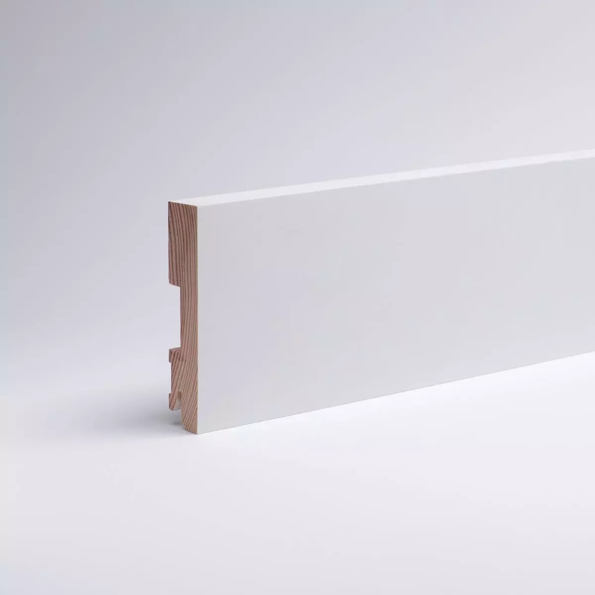 Vierkant Massivholz-Sockelleiste 100mm - Buche RAL9010 Weiß lackiert