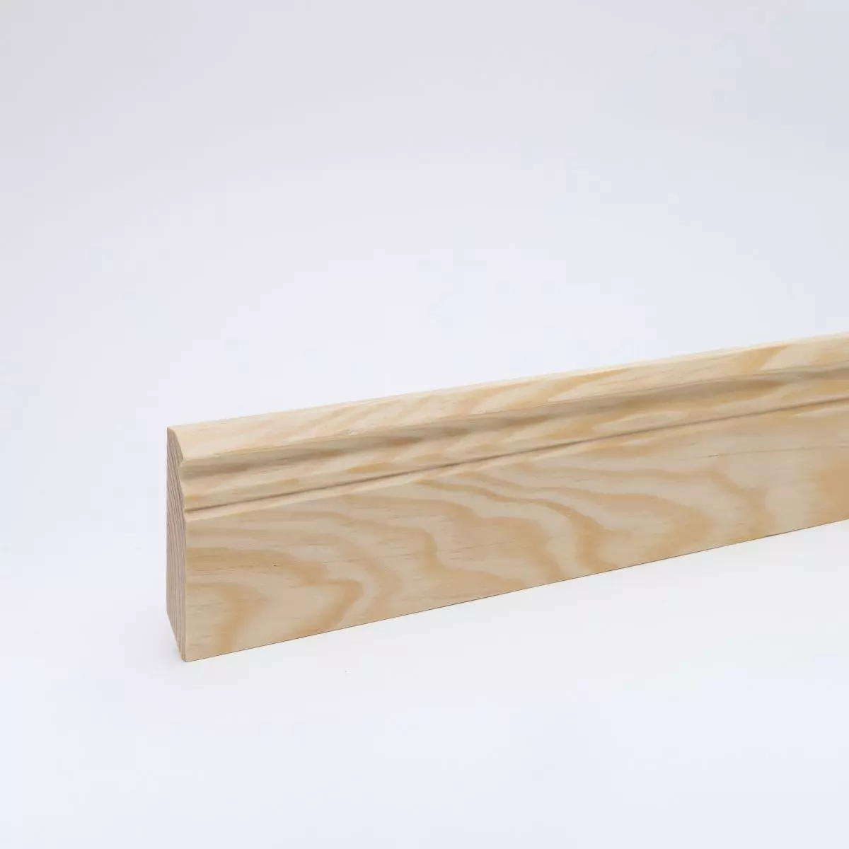 Solid wood skirting Berlin profile 90mm - pine lacquered