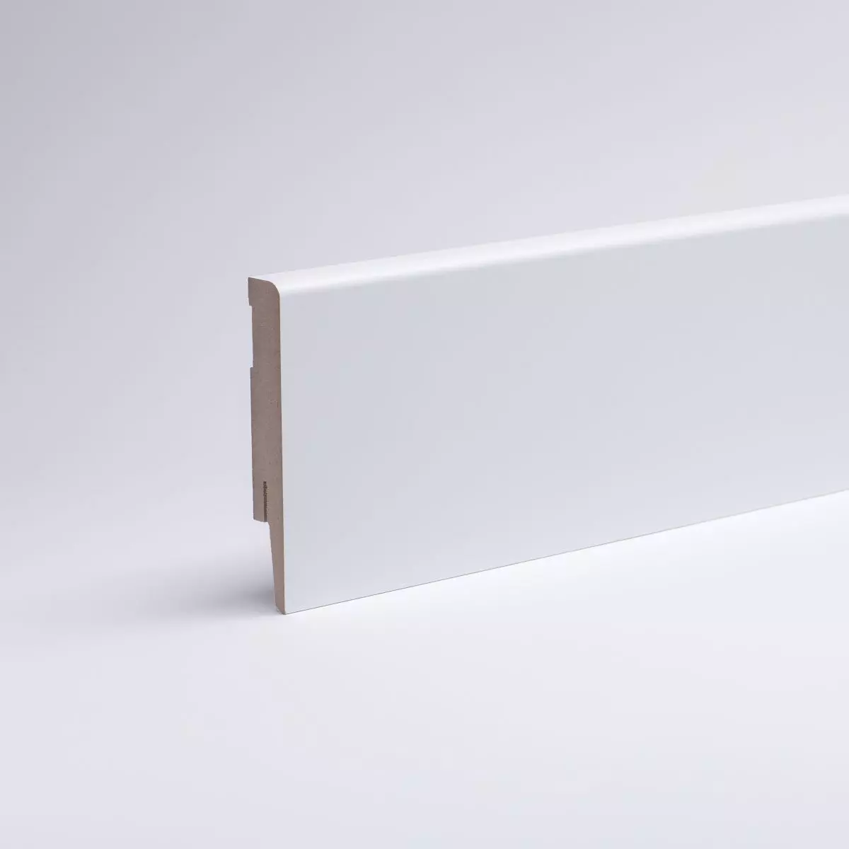 Skirting with classic profile with MDF-Core 100 mm white paintable