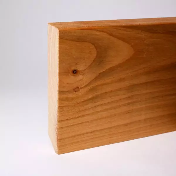 Solid wood skirting board with beveled 100mm - Oiled cherry