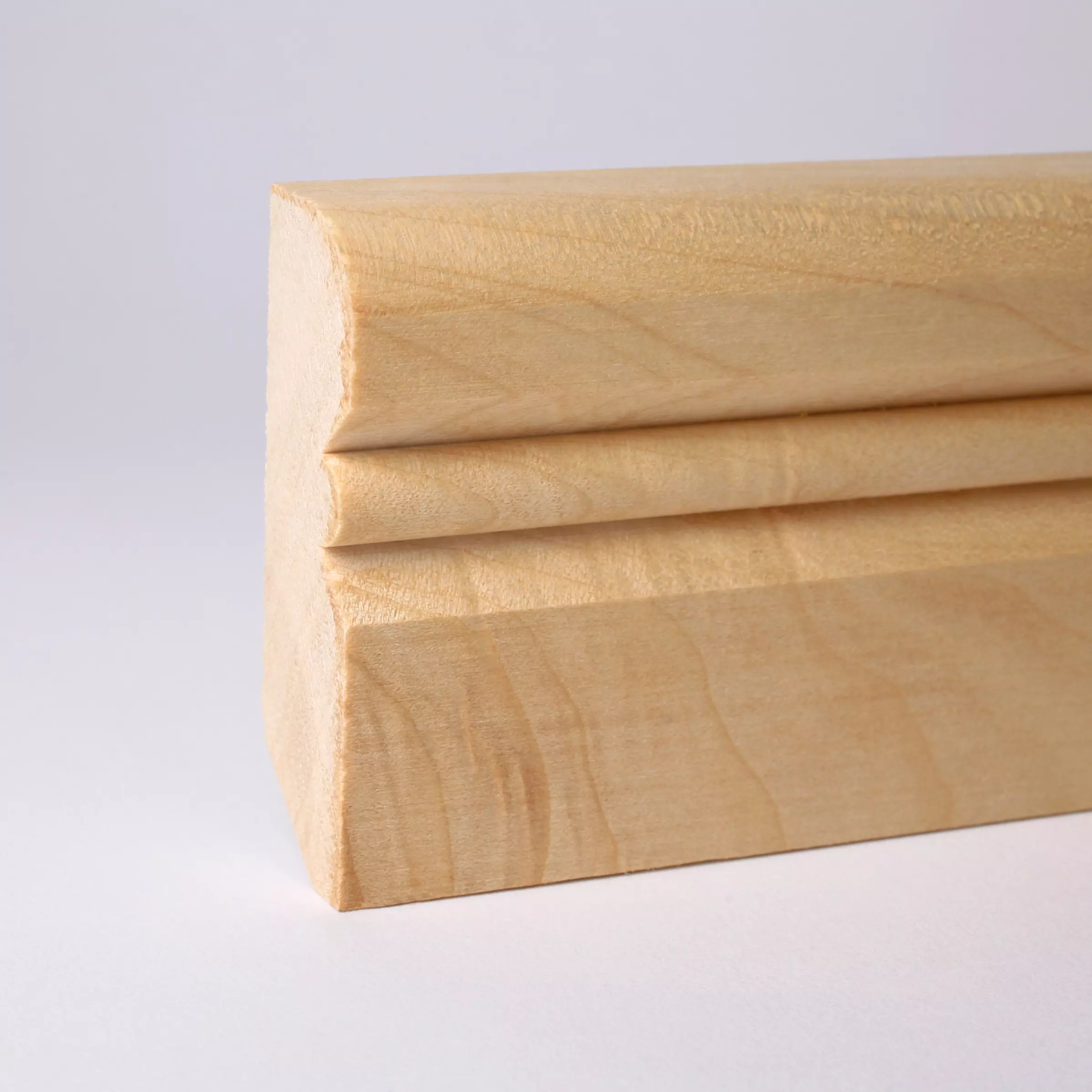 Solid wood skirting Alt Reno profile 60mm - maple oiled
