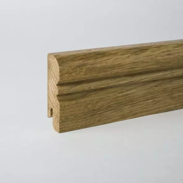 solid wood skirting 80mm with Altreno profile varnished oak