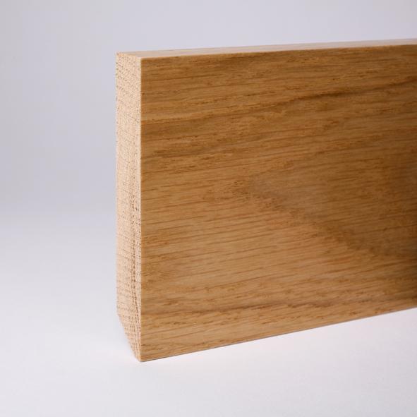 Vierkant Massivholz-Sockelleiste 120mm - Eiche gelackt