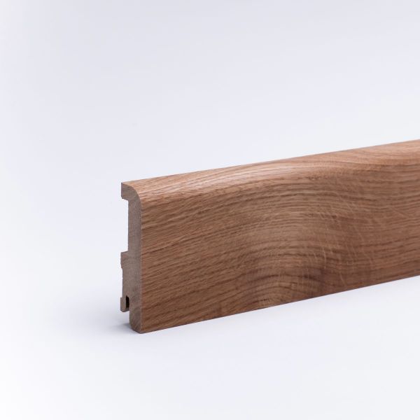 Plinthe en bois véritable avec arrondi bord avant 80mm chêne huilé