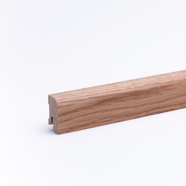 Plinthe en bois véritable avec arrondi bord avant 40 mm chêne huilé
