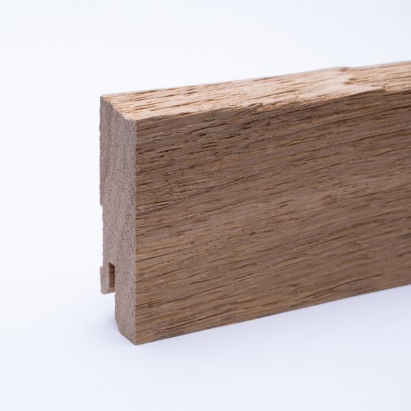 Battiscopa in legno massello con bordo anteriore bisellato rovere verniciato 60 mm