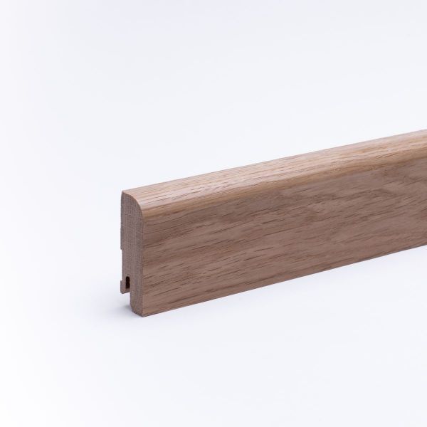 Plinthe en bois véritable avec arrondi bord avant 60mm chêne laqué