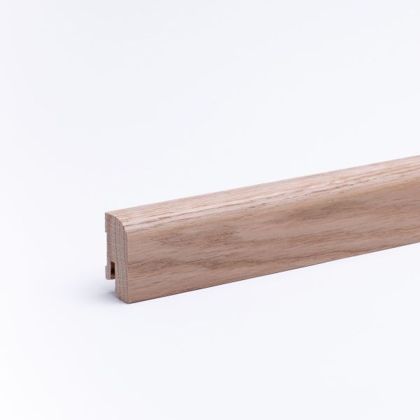 Plinthe en bois véritable avec arrondi bord avant 40 mm chêne laqué