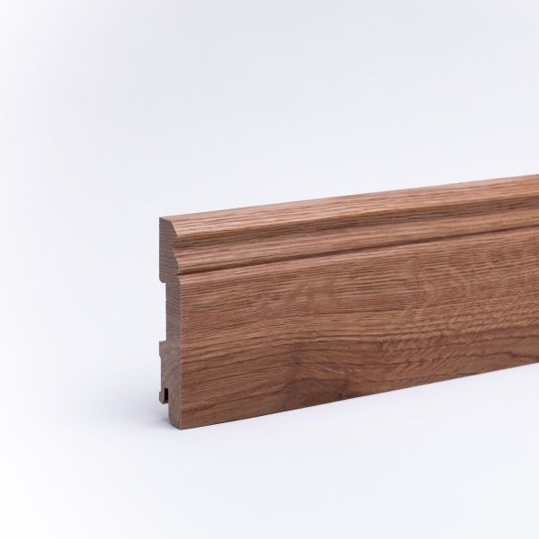 Plinthe en bois véritable profil Berlin 210mm chêne huilé