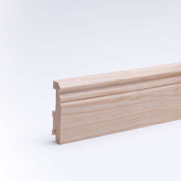 Battiscopa in legno massello con profilo Berlin pino verniciato 80mm