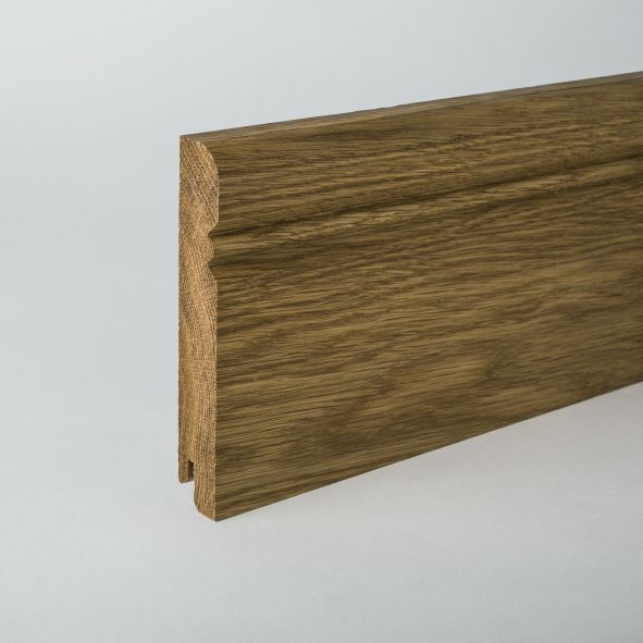 Plinthe en bois véritable profil Vieux Rhin 120mm chêne huilé