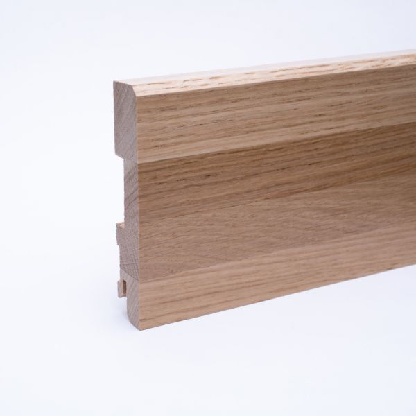 Battiscopa in legno massello con strip design smussato rovere verniciato 65 mm