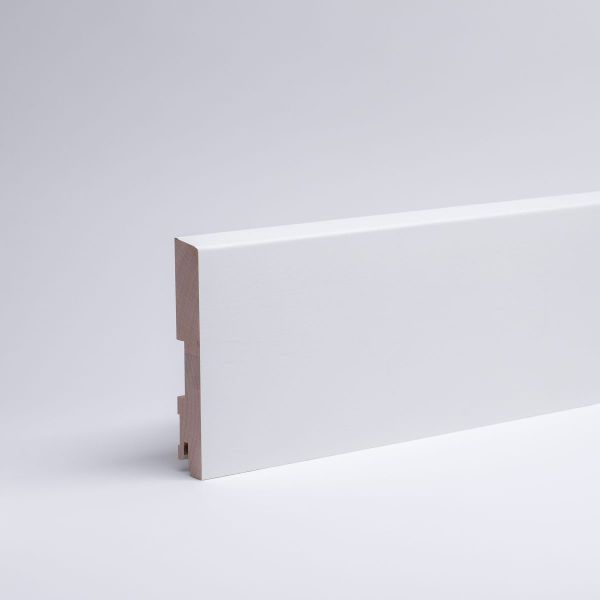 Plinthe en bois véritable avec à bord biseauté 120mm opaque blanc laqué RAL 9010