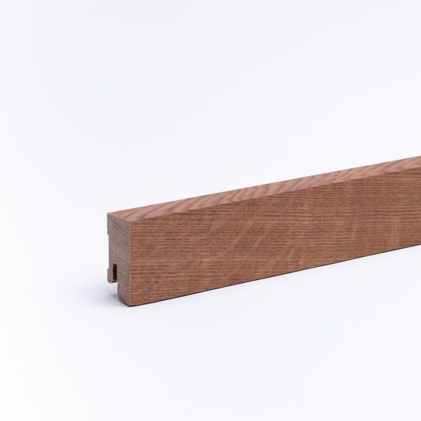Zócalo de madera maciza 40x16mm cuadrado - roble aceitado